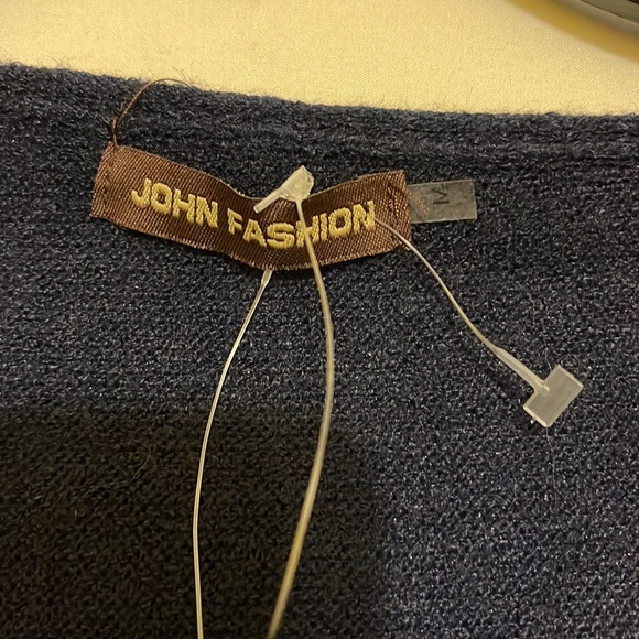 John Fashion Dress - Picture 2 of 7